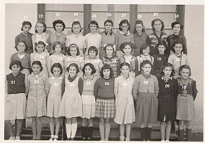 ECOLE VICTOR HUGO FILLES 1951 XXX N02